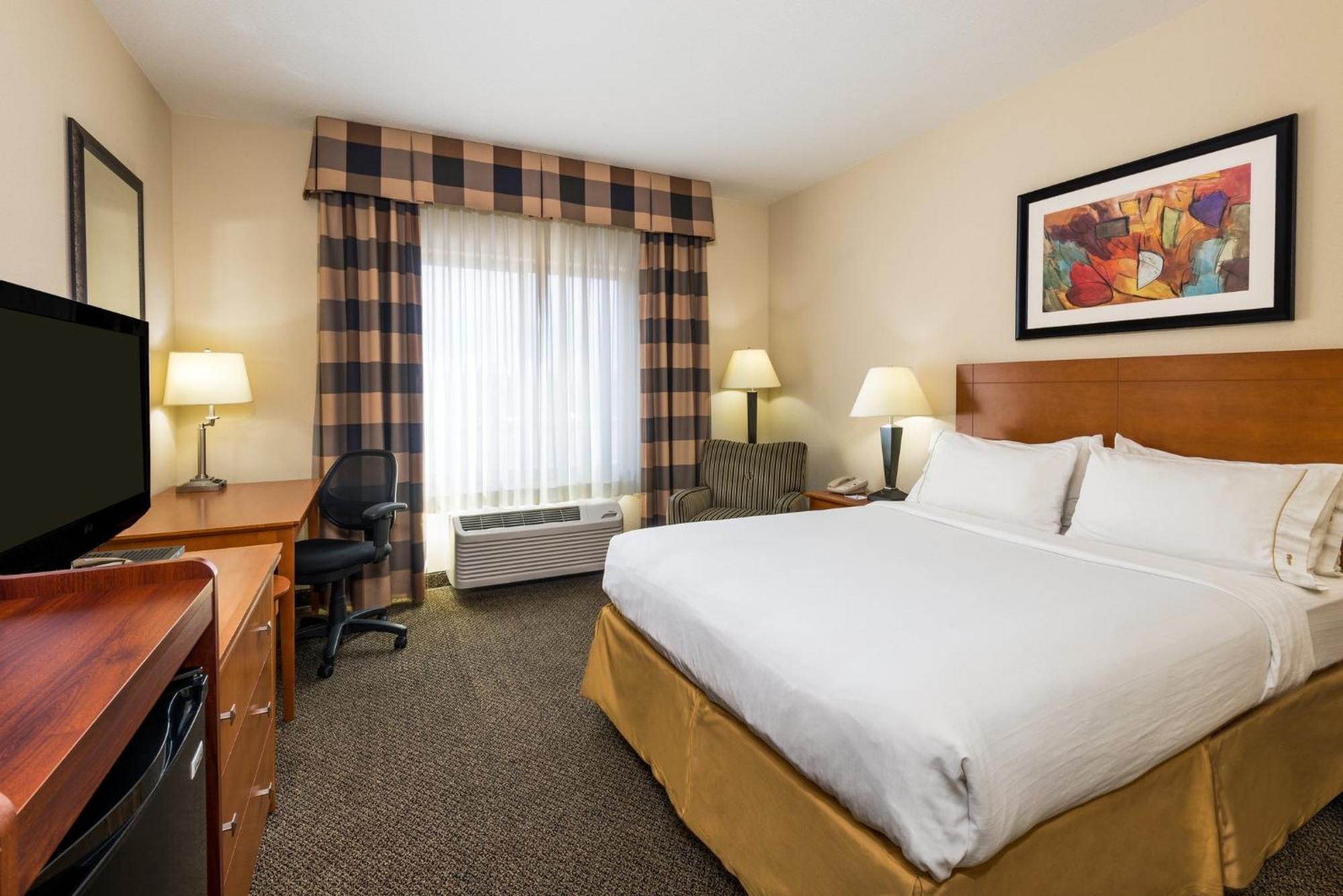 Holiday Inn Express Hotel Vernal By Ihg Exterior photo